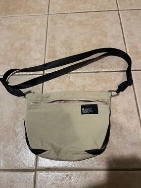 lululemon athletica Beige crossbody Bag